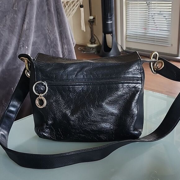 Perlina Handbags - Peeling Leather Bag
